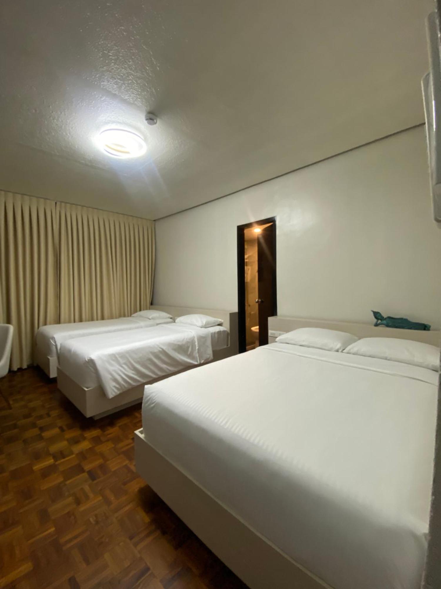Honey Suite Room Inside Bee Cafe Cebu At Ayala Area Exterior photo